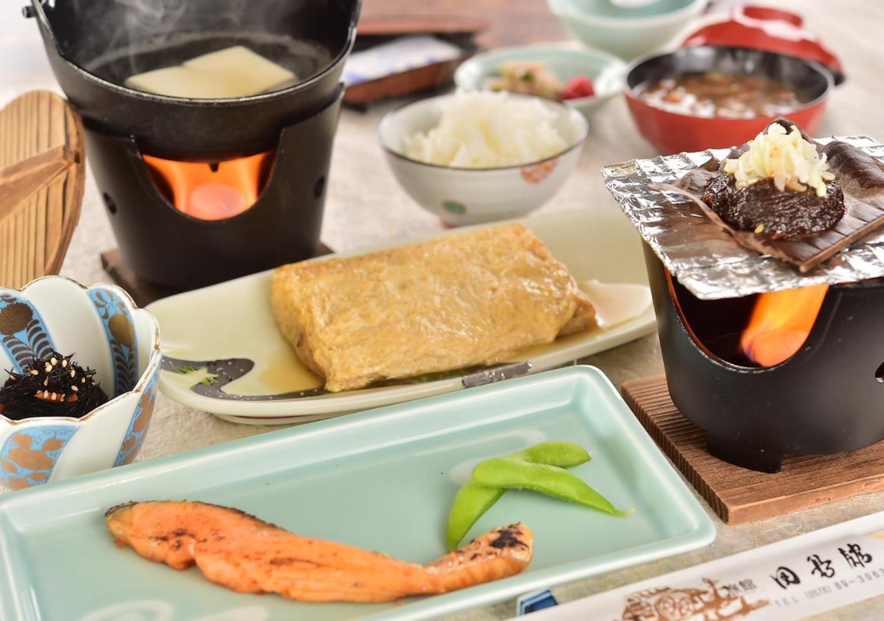 筋肉と自然と遊ぶ宿 田島館 Takayama  Bagian luar foto
